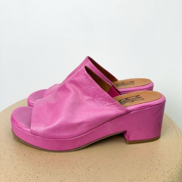 Miz Mooz Women’s Gwen Pink Supple Leather Chunky Platform Open Toe Sandal - Picture 2 of 11